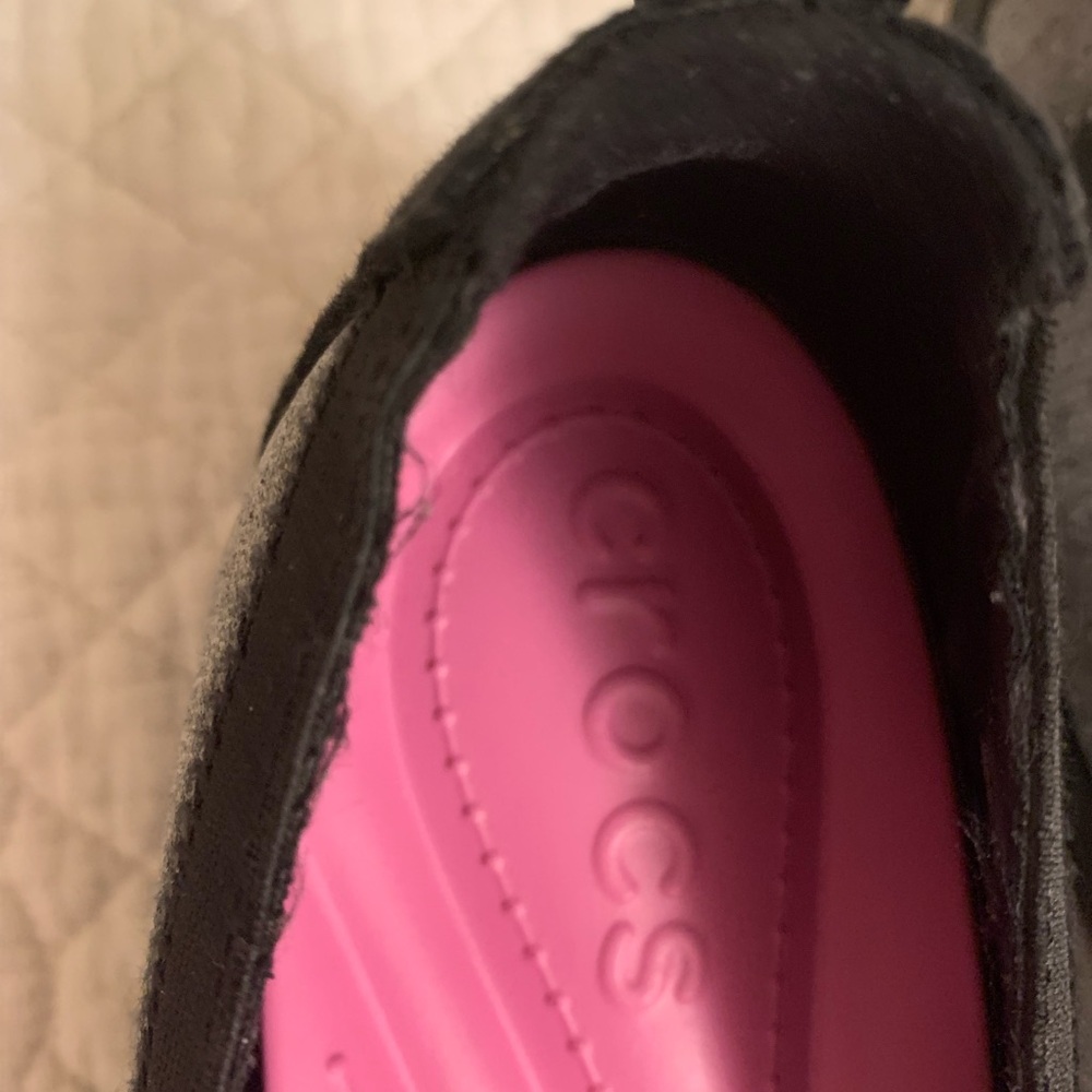 CROCS Women's Business Day Stretch Skimmer Gray and Black Flats - Picture 6 of 9